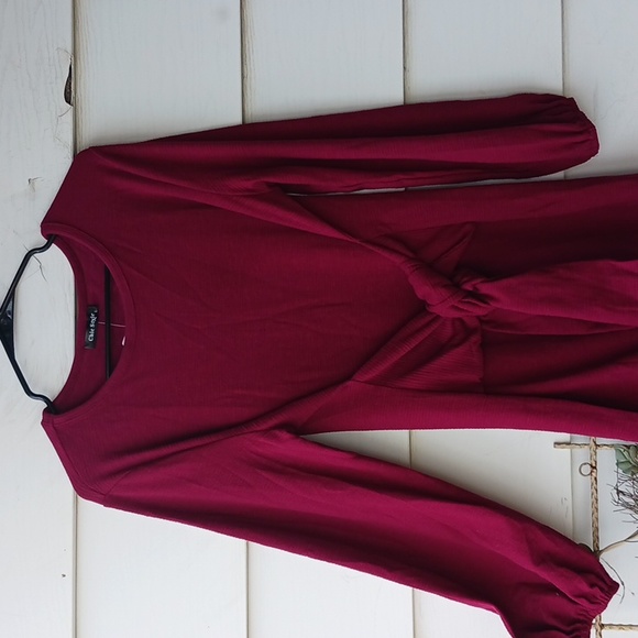 chic style Dresses & Skirts - Chic Style NWT midi dress womens size Large Maroon Fall color long sleeve